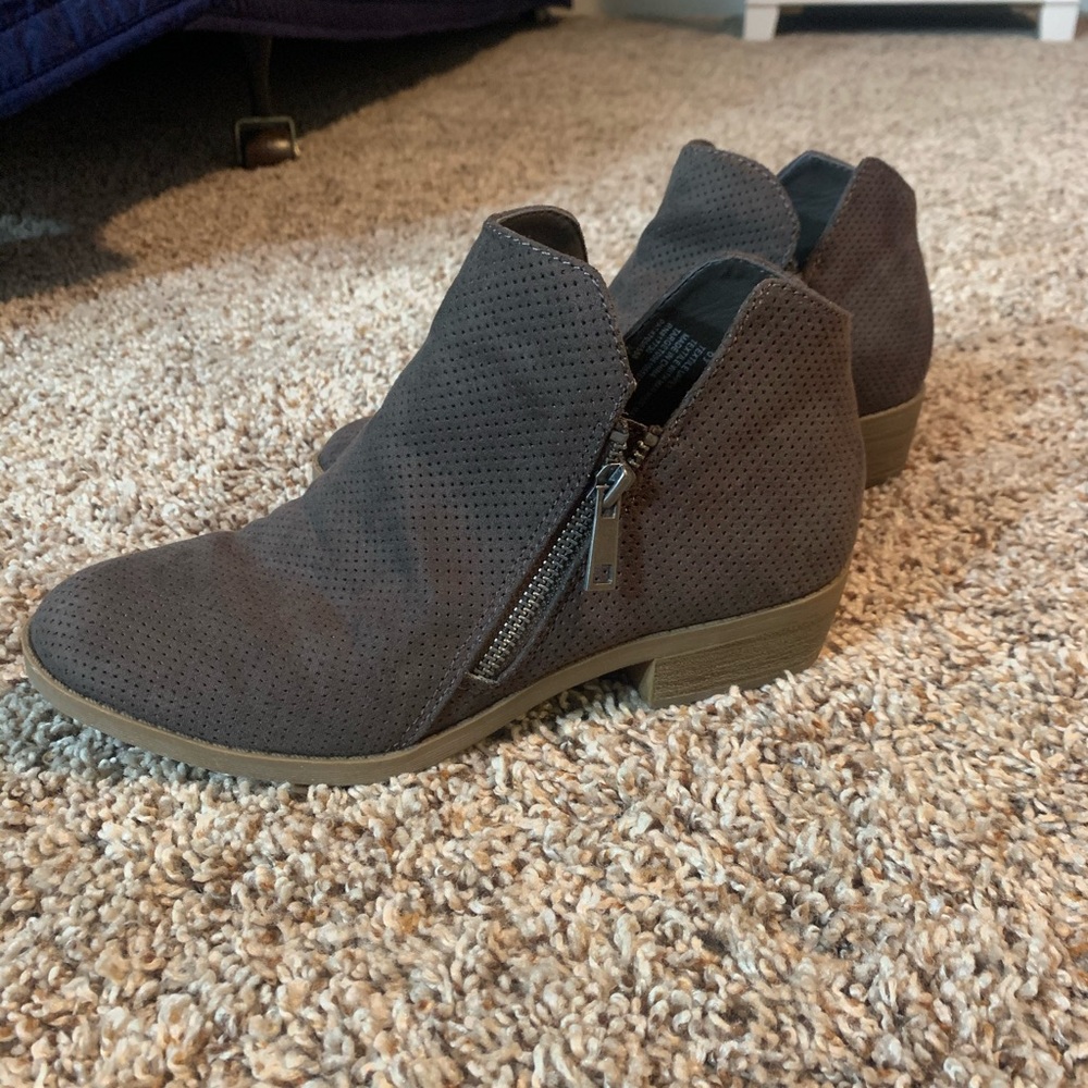 Booties- never worn